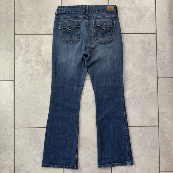 Levis 526 Slender Boot Cut Womens Size 12 Measures 32x30 Jeans Pockets - Picture 2 of 8
